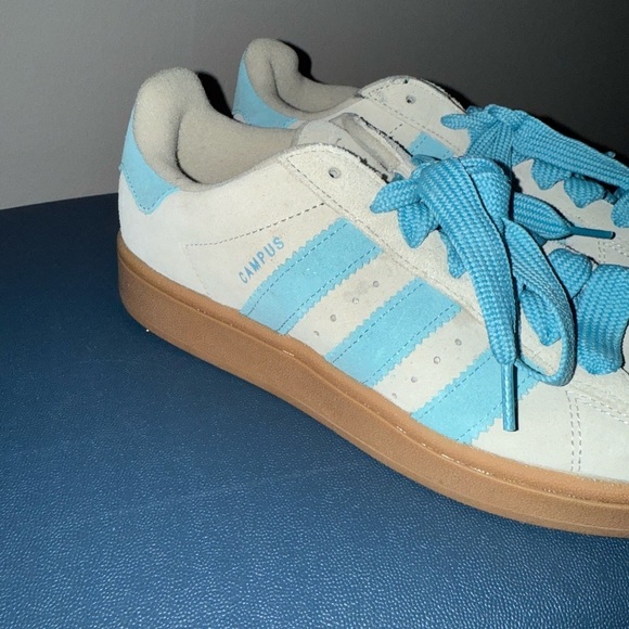 Adidas Cream and Light Blue Sneakers - Picture 2 of 4